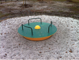 Manège pour aire de jeux
