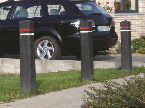POTEAU anti stationnement...