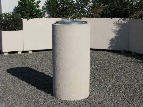 Corbeille béton Dioni
